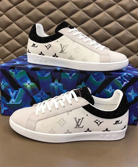 louis vuitton sneaker weiß herren|sneakers louis vuitton homme.